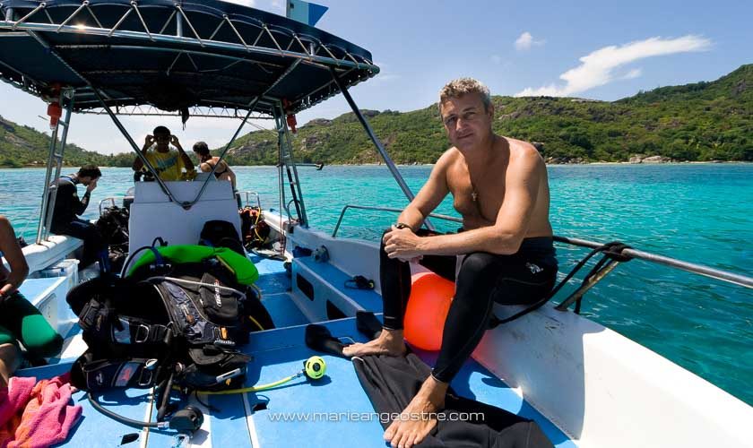Seychelles, bateau du centre de plongée Blue Sea Divers à Mahé © Marie-Ange Ostré