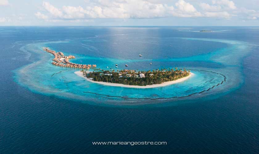 Maldives, hôtel Halaveli Resort vue d'hydravion © Marie-Ange Ostré